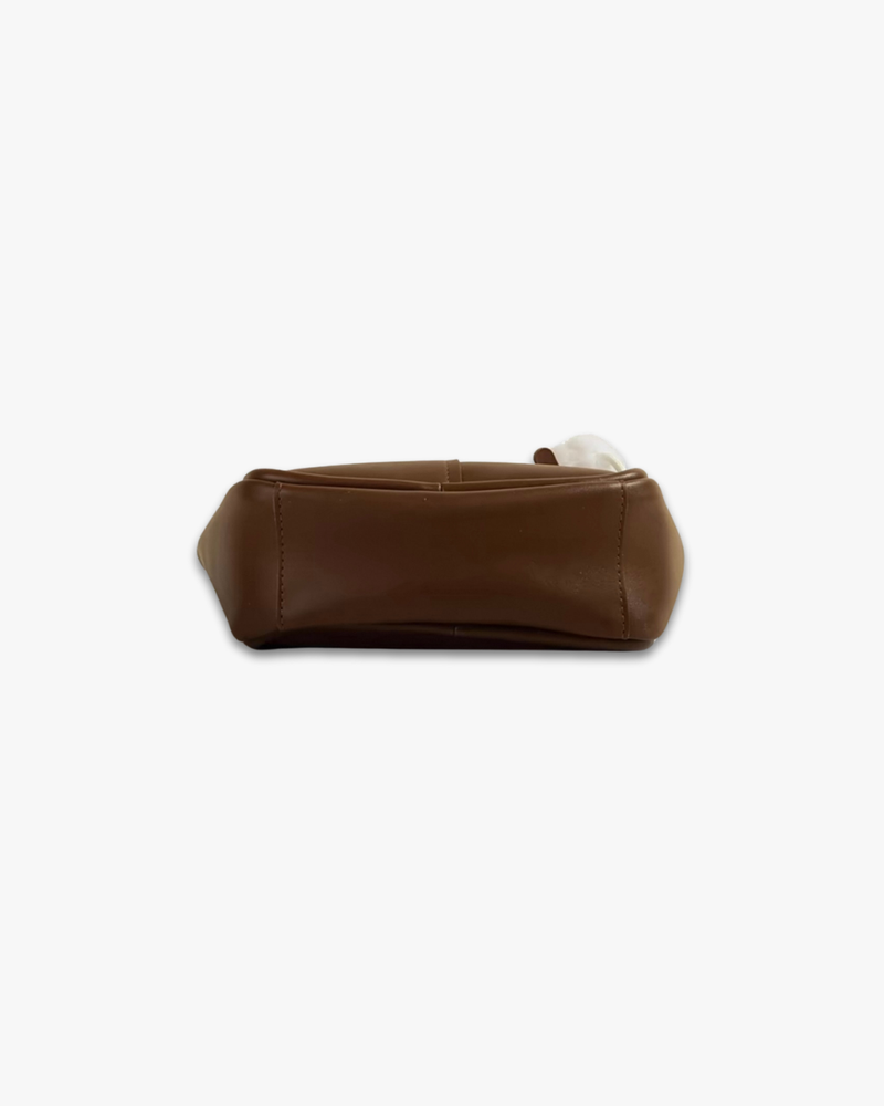 Le Voyageur Tote Bag