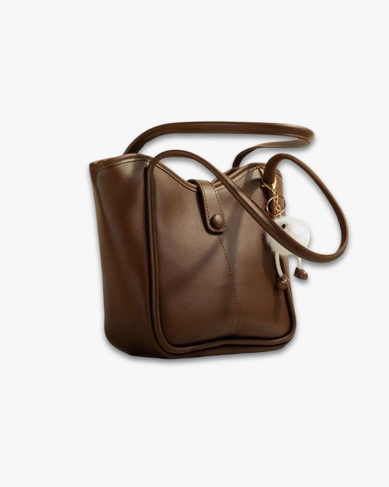 Le Voyageur Tote Bag